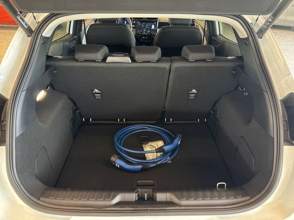 Ford Puma Gen-E 2025 Frozen White