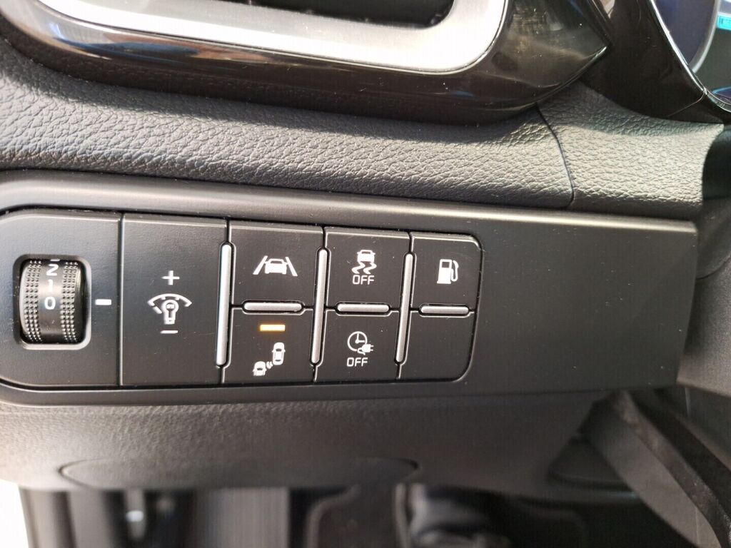 Kia Ceed 2024 Valkoinen