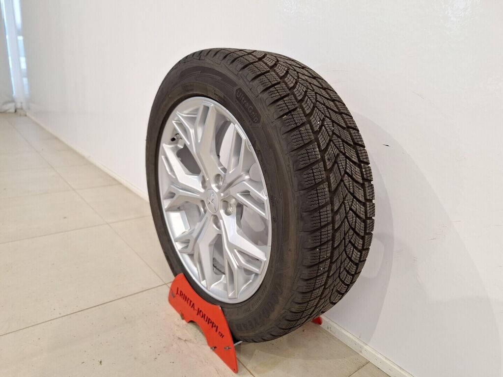 Mitsubishi Eclipse Cross 2024 Harmaa