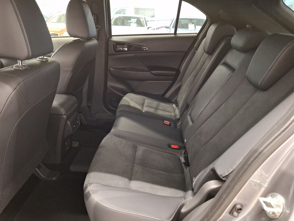 Mitsubishi Eclipse Cross 2024 Harmaa