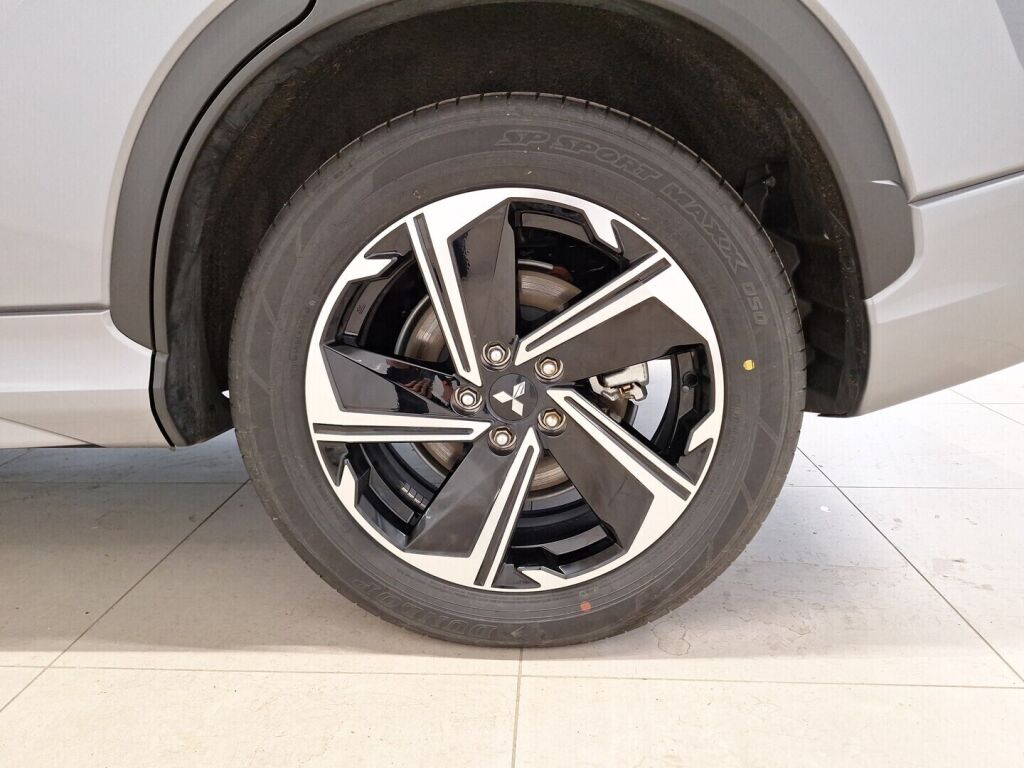 Mitsubishi Eclipse Cross 2024 Harmaa