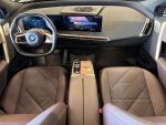 BMW iX 2022 Sininen