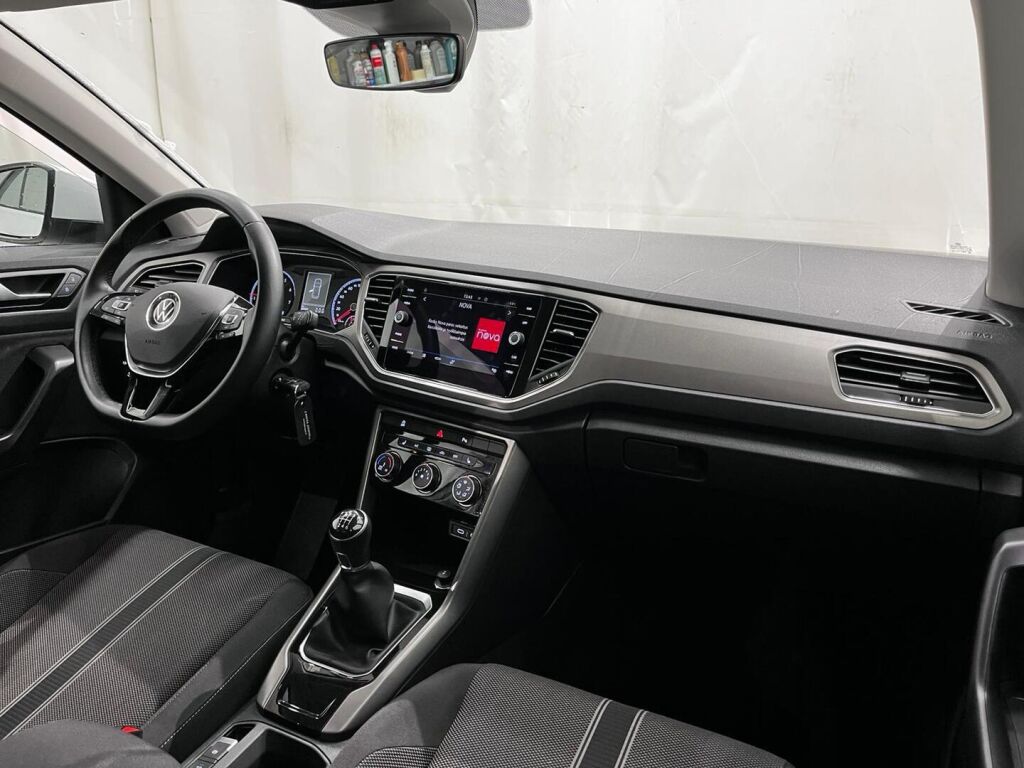 Volkswagen T-Roc 2022 Valkoinen