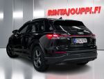 Audi Q4 e-tron 2022 Musta