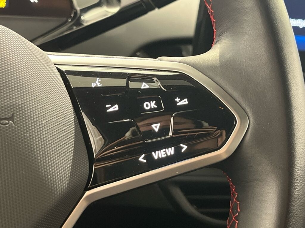 Volkswagen ID.4 2024 Valkoinen