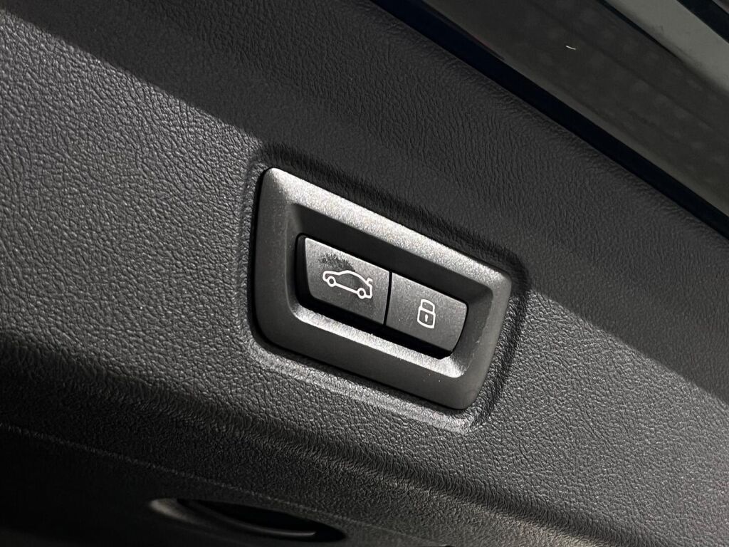 BMW i4 M50 2023 Vihreä