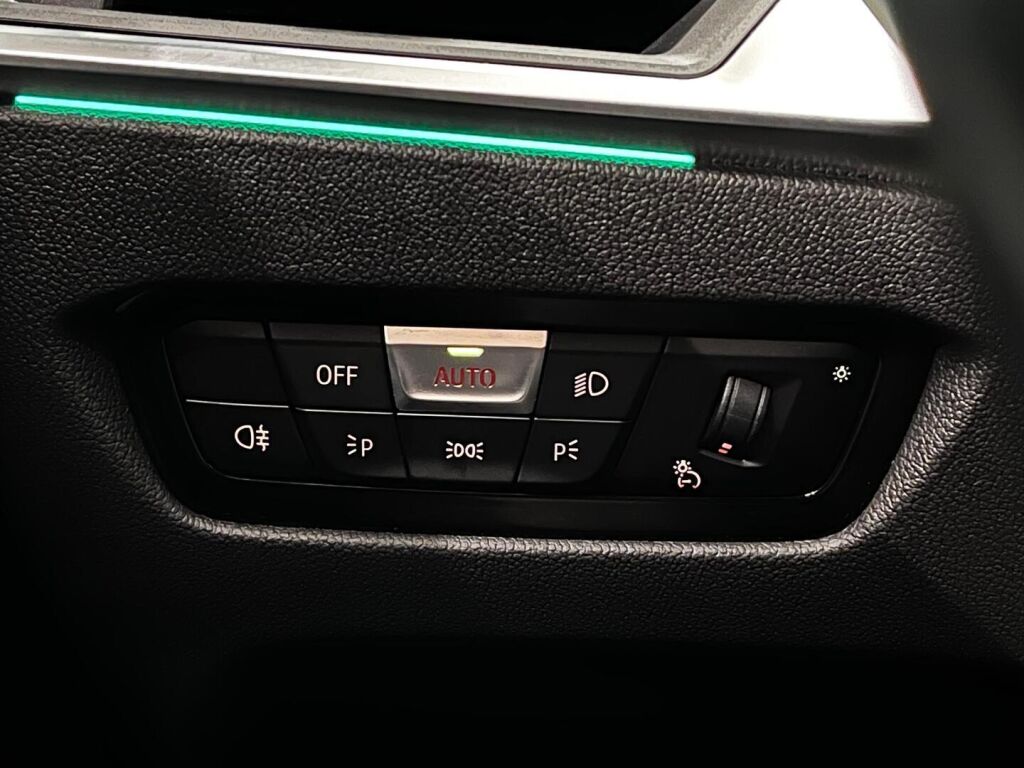 BMW i4 M50 2023 Vihreä