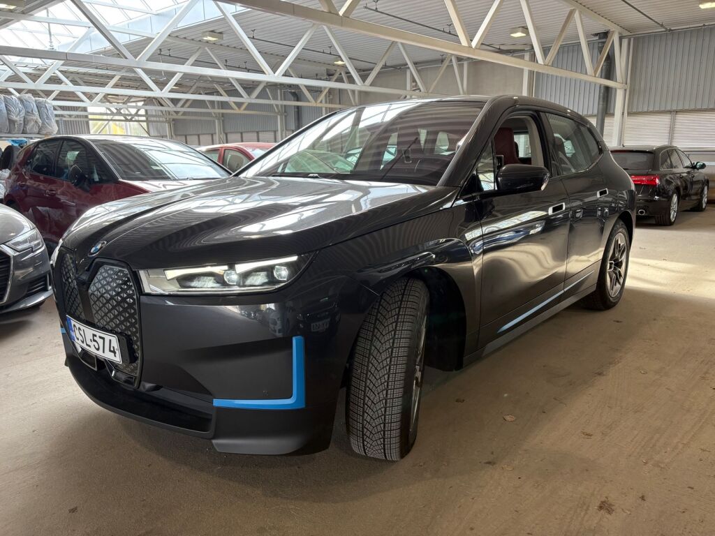 BMW iX 2022 Harmaa