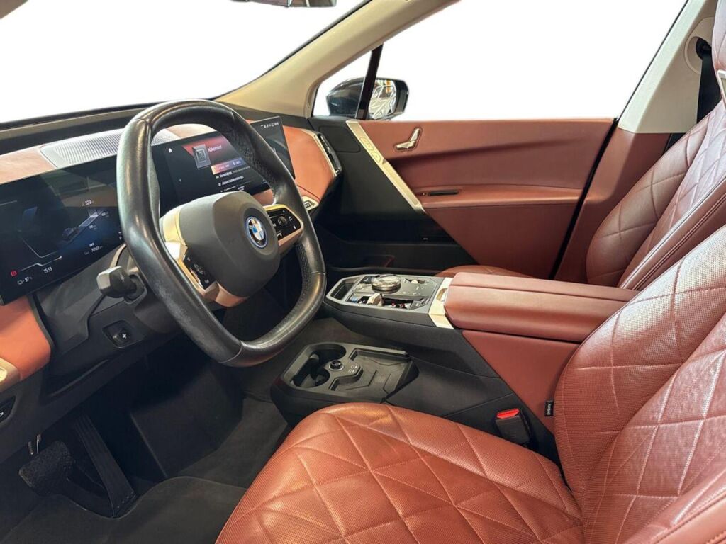 BMW iX 2022 Harmaa