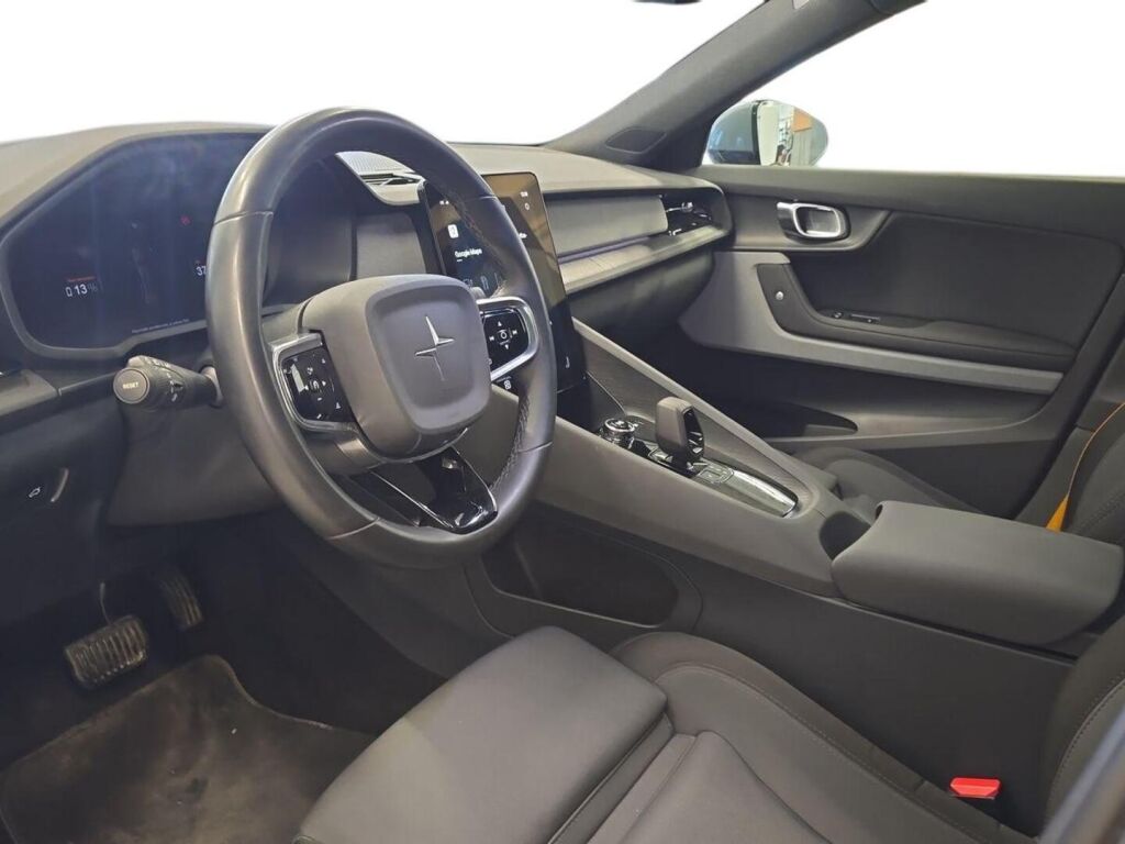Polestar 2 2021 Harmaa