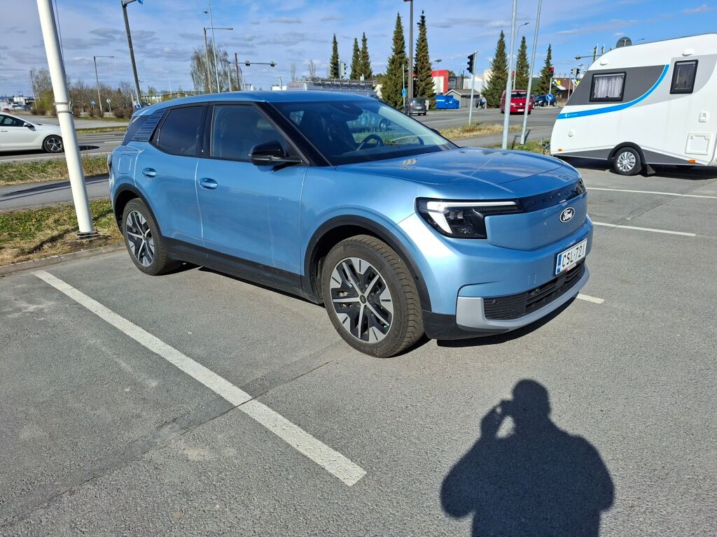 Ford Explorer 2025 Arctic Blue