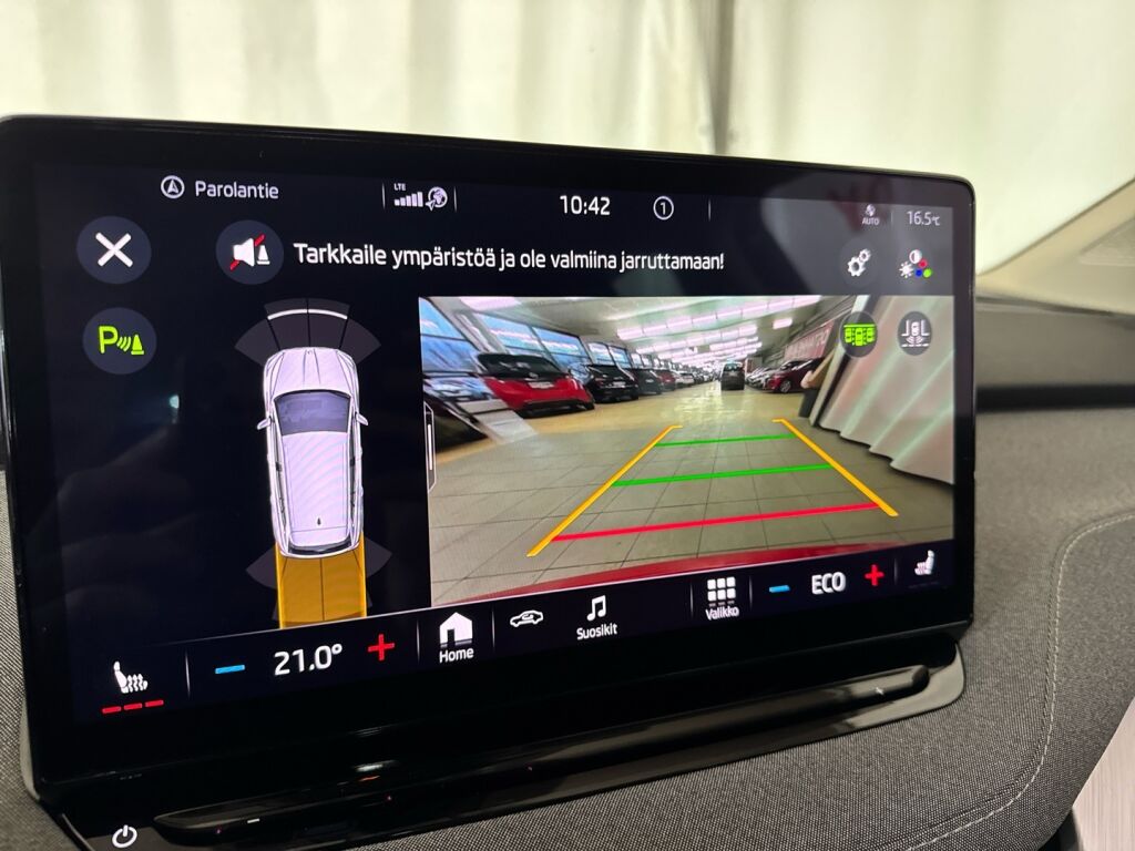 Skoda Enyaq 2021 Punainen