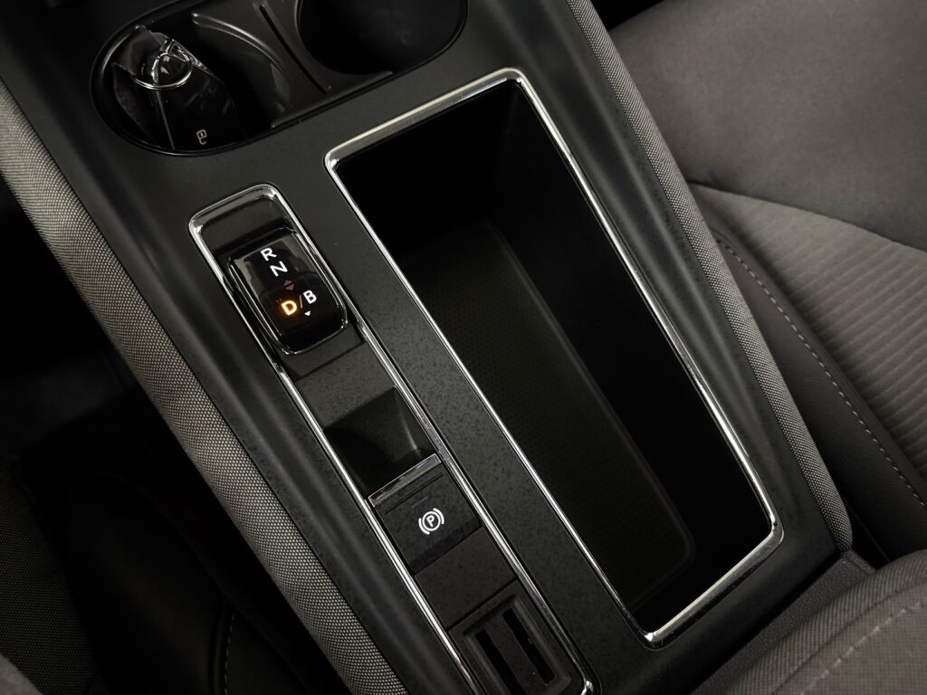 Skoda Enyaq 2021 Punainen