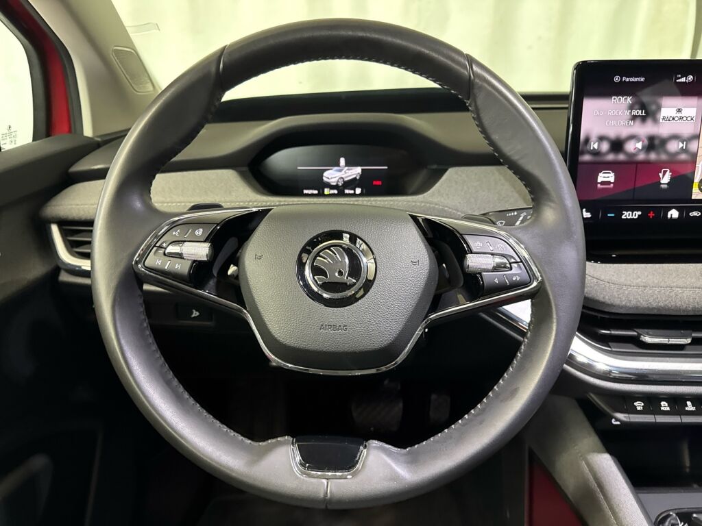 Skoda Enyaq 2021 Punainen