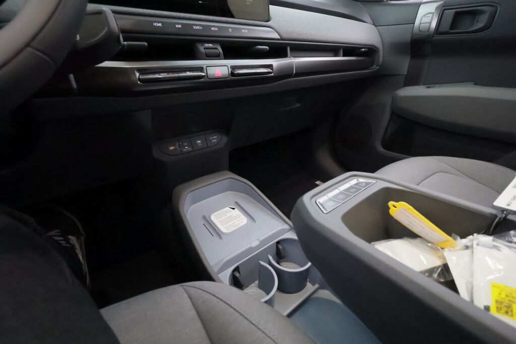 Kia EV3 2025 Valkoinen