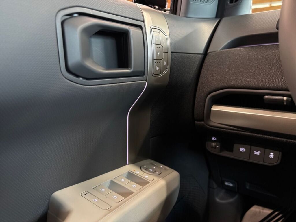Kia EV3 2026 Harmaa