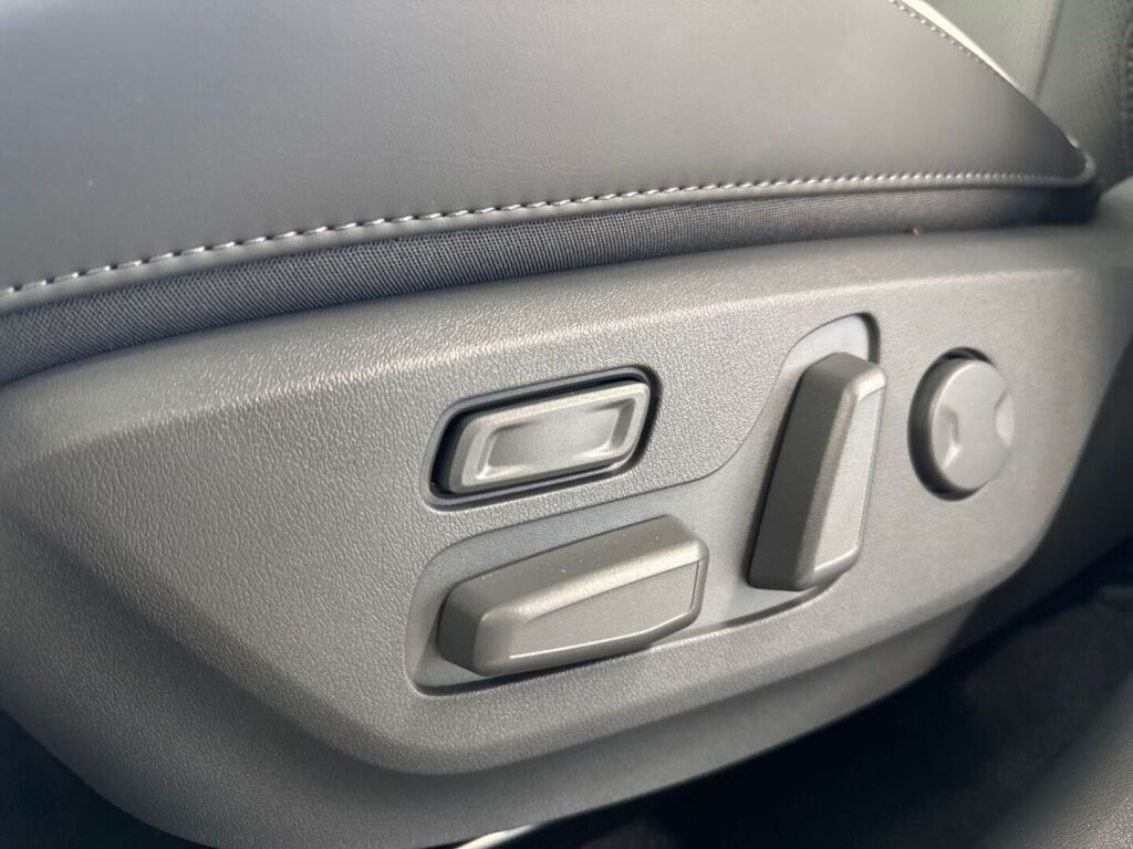 Kia EV3 2026 Harmaa