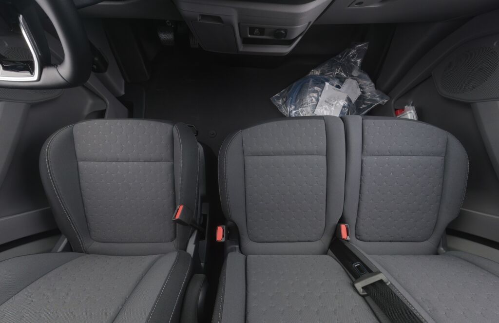 Ford Transit Custom 2025 Musta