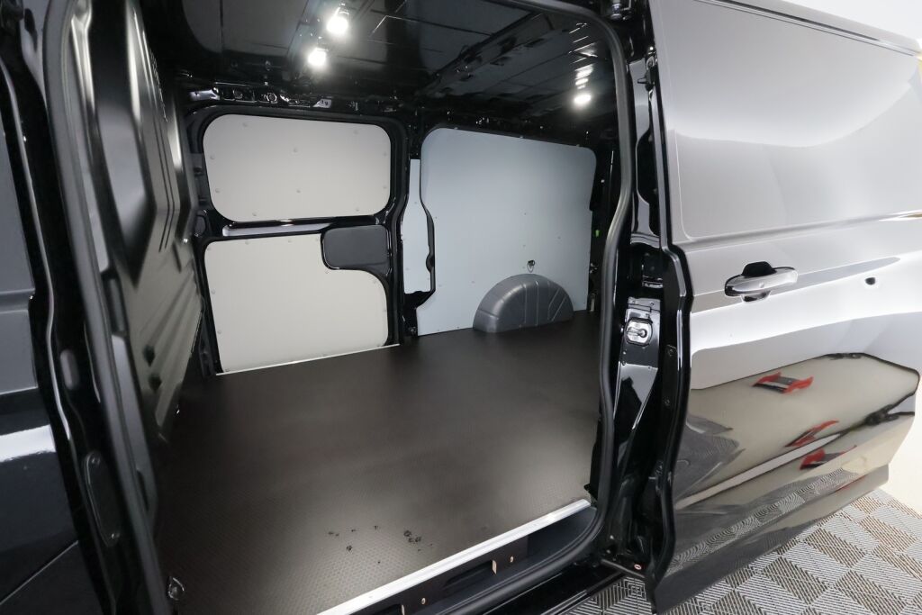 Ford Transit Custom 2025 Musta