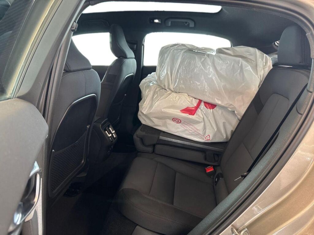 Polestar 2 2022 Harmaa