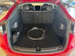 Tesla Model Y 2021 Punainen