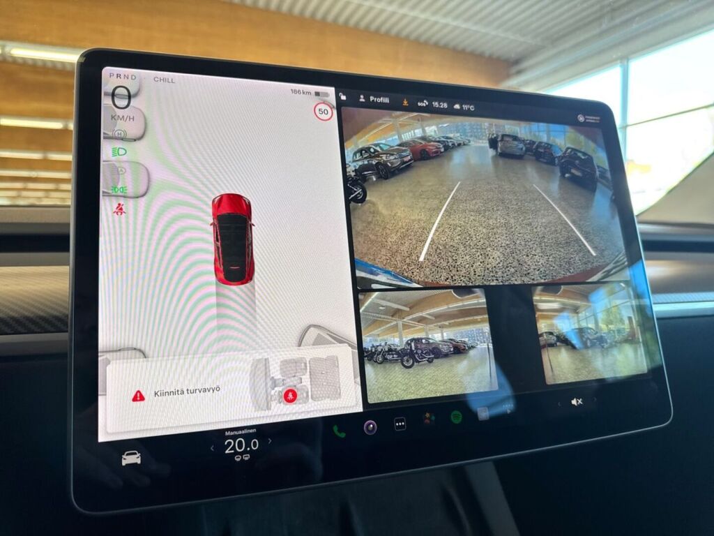 Tesla Model Y 2021 Punainen