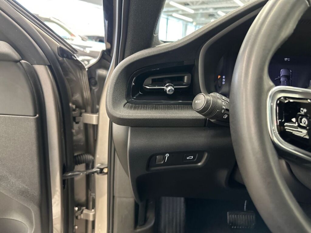 Polestar 2 2021 Harmaa