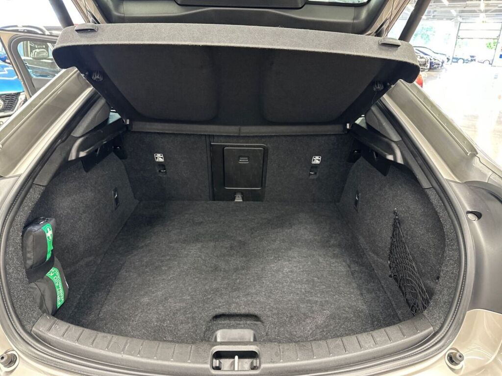 Polestar 2 2021 Harmaa