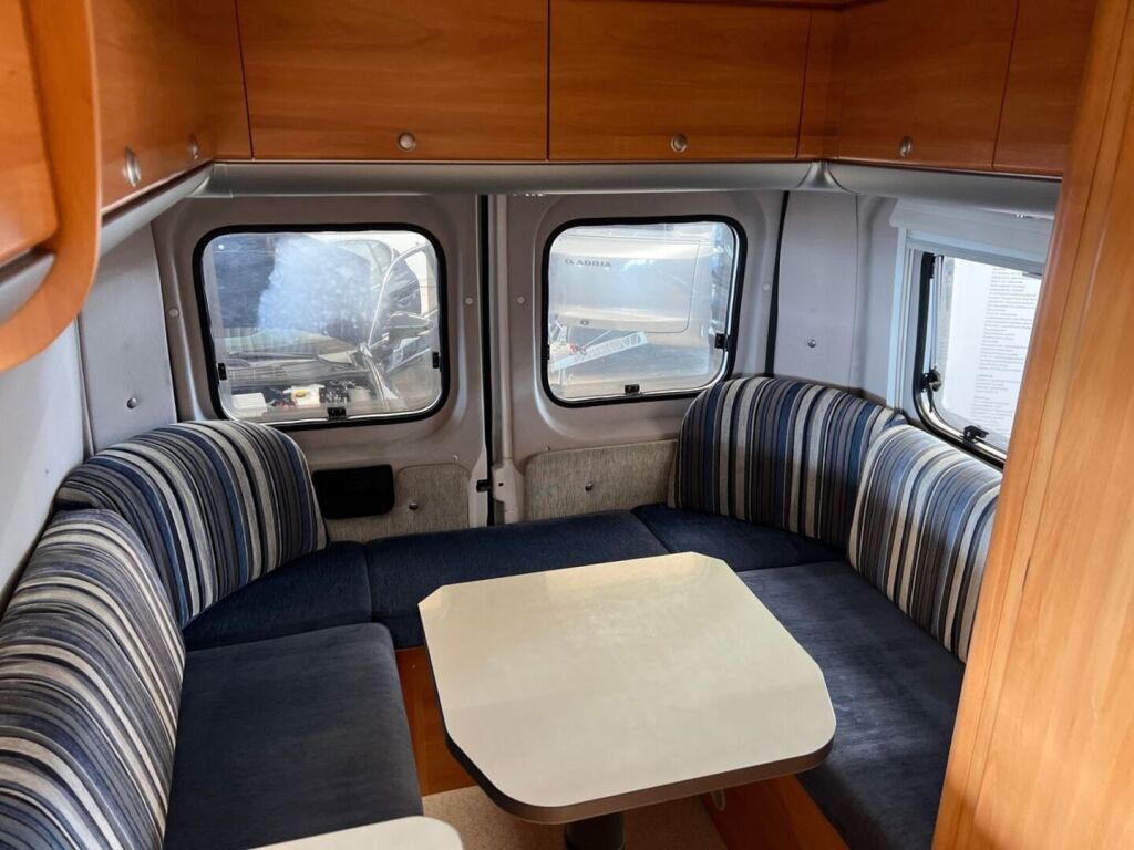 Knaus BOX STAR 540 2007 Valkoinen