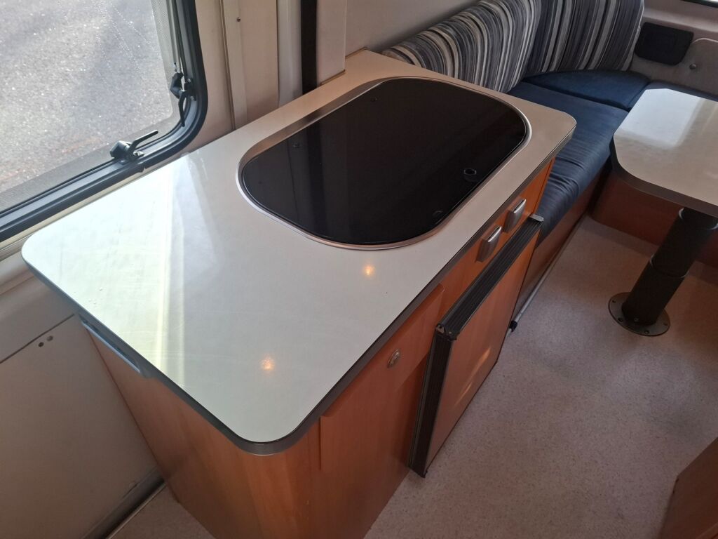 Knaus BOX STAR 540 2007 Valkoinen