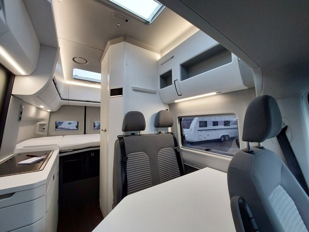 Volkswagen Grand California 600 2021 Valkoinen