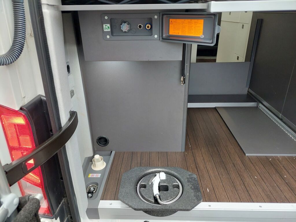 Volkswagen Grand California 600 2021 Valkoinen