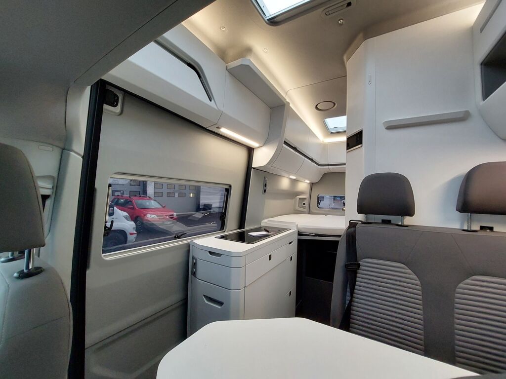 Volkswagen Grand California 600 2021 Valkoinen