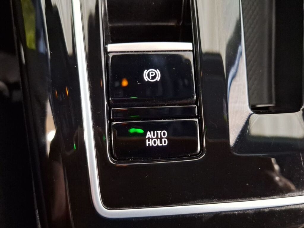 Volkswagen Golf 2025 Harmaa