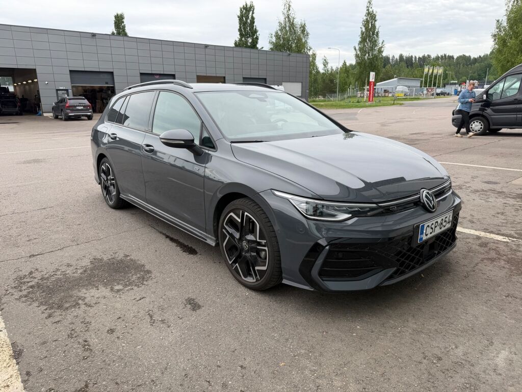Volkswagen Golf 2025 Harmaa