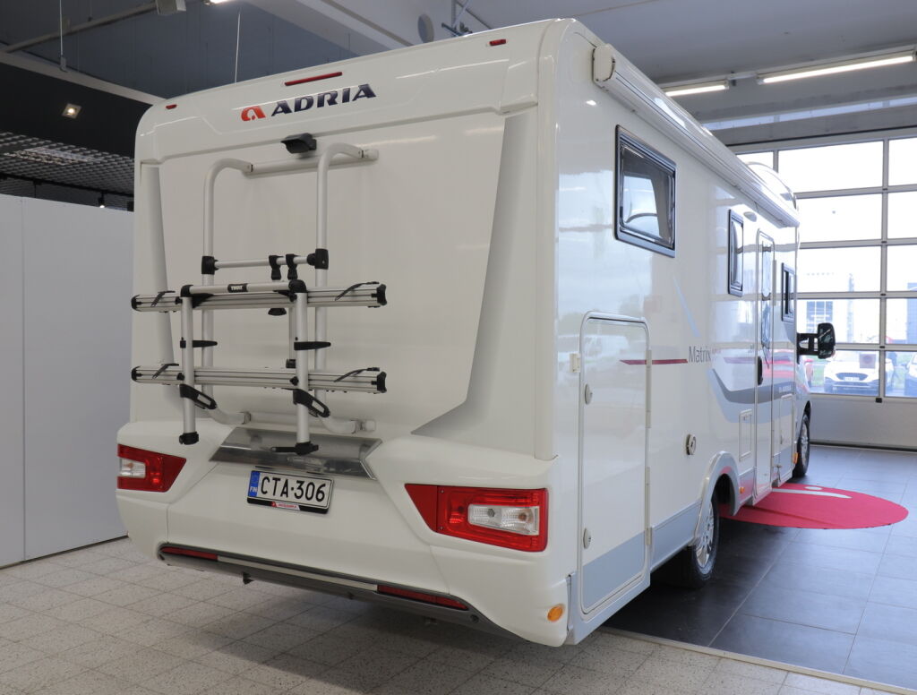 Adria Matrix Supreme M 687 SL 2016 Hopea