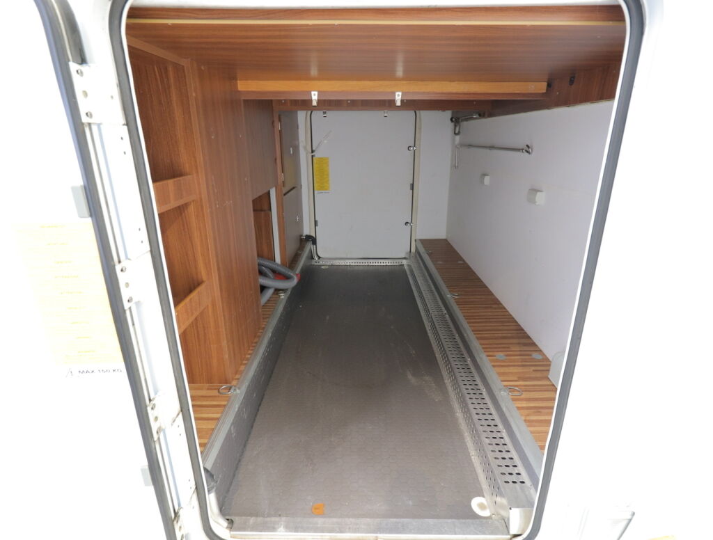 Adria Matrix Supreme M 687 SL 2016 Hopea