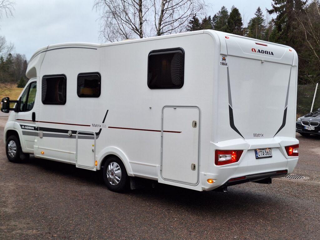 Adria MATRIX AXESS 670 SL 2017 Valkoinen