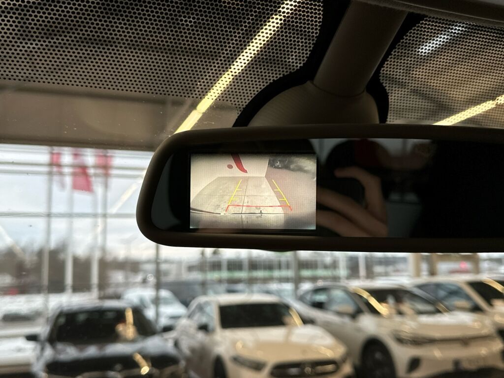 Opel Vivaro 2015 Valkoinen