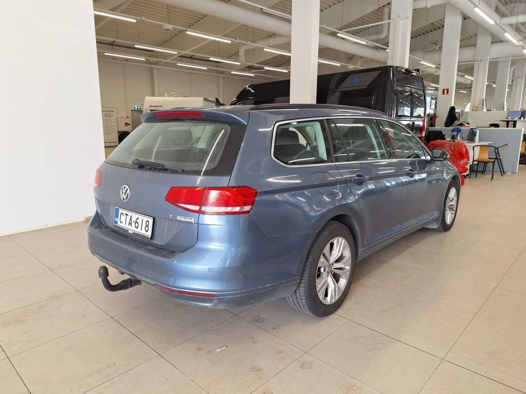Volkswagen Passat 2015 Sininen