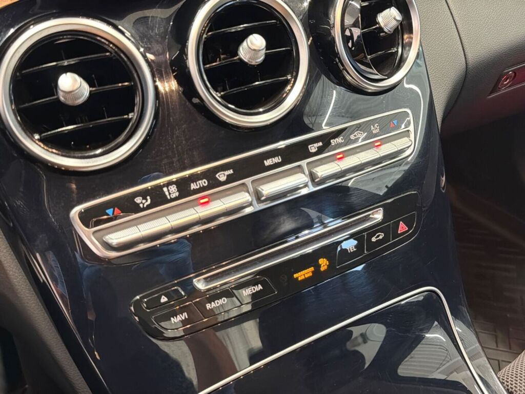 Mercedes-Benz C 2015 Harmaa