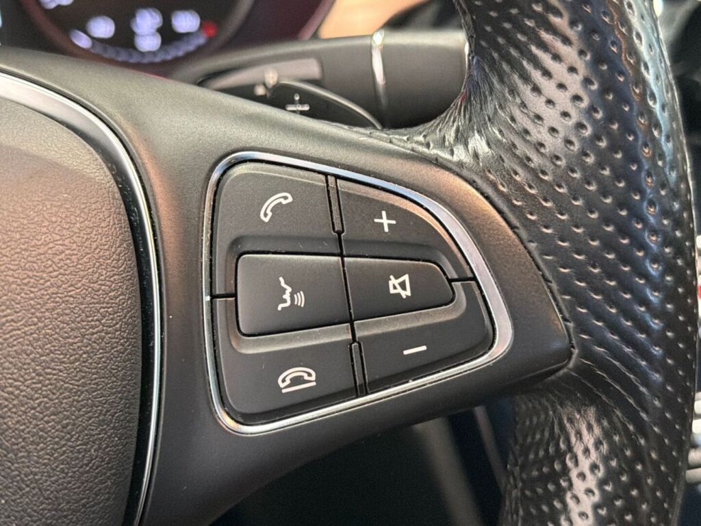 Mercedes-Benz C 2015 Harmaa