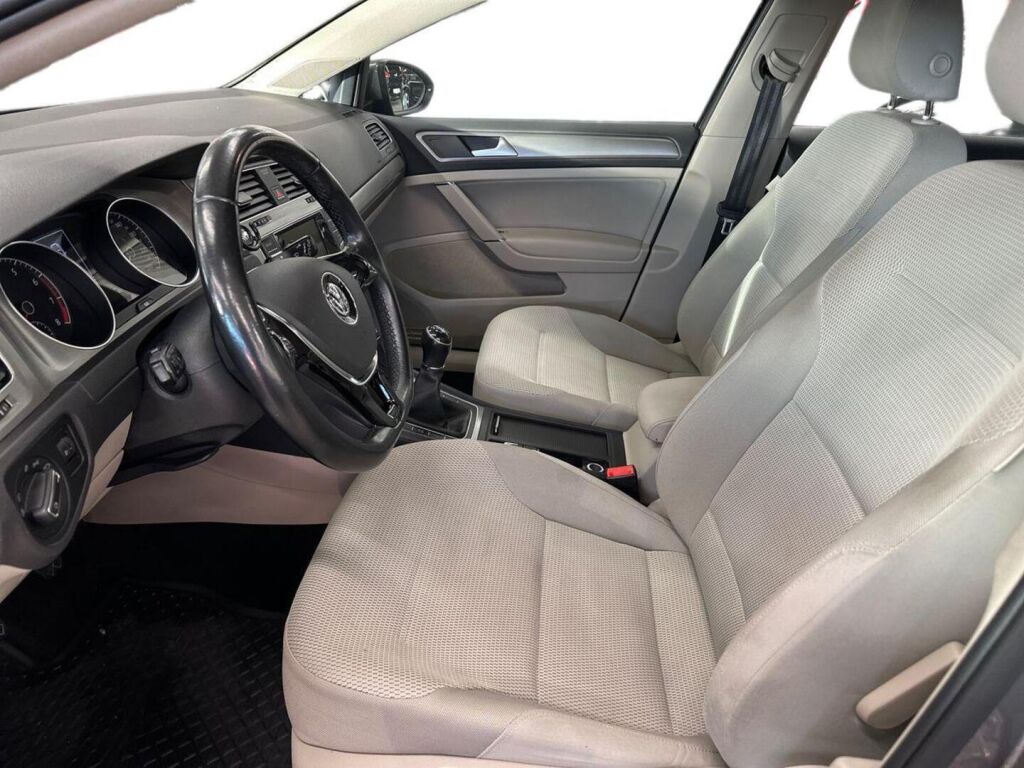 Volkswagen Golf 2015 Harmaa