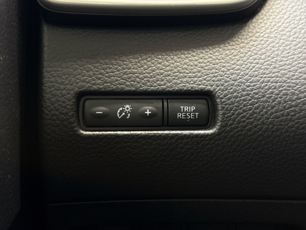 Nissan Qashqai 2015 Valkoinen