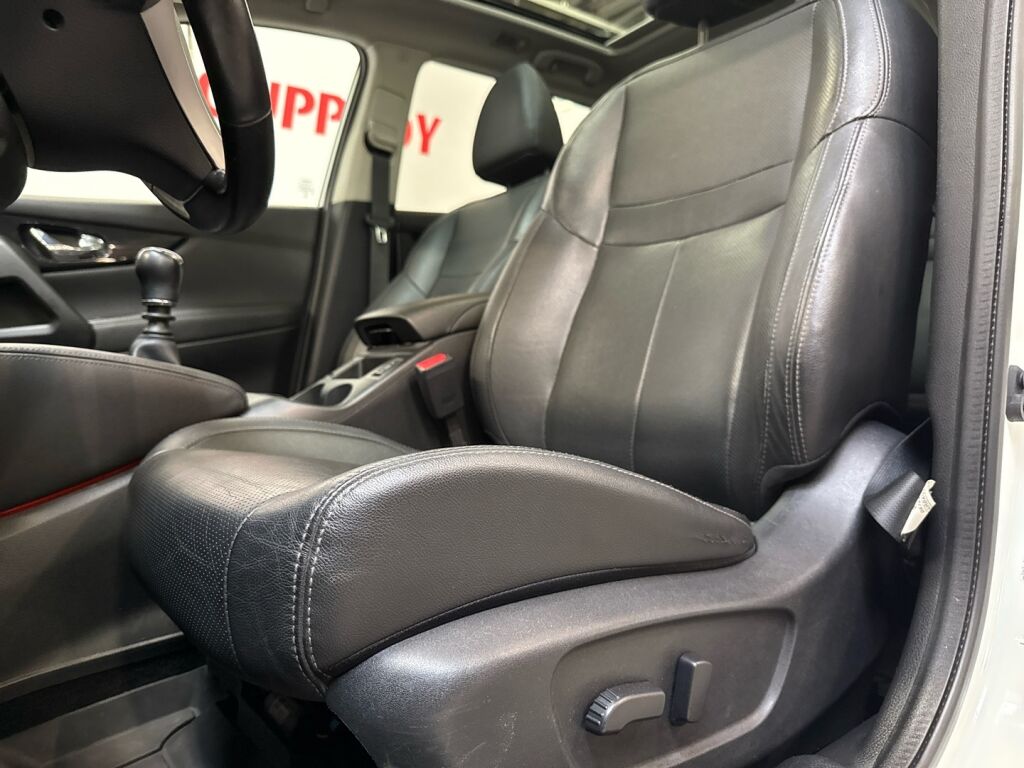 Nissan Qashqai 2015 Valkoinen