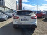 Nissan Qashqai 2015 Valkoinen