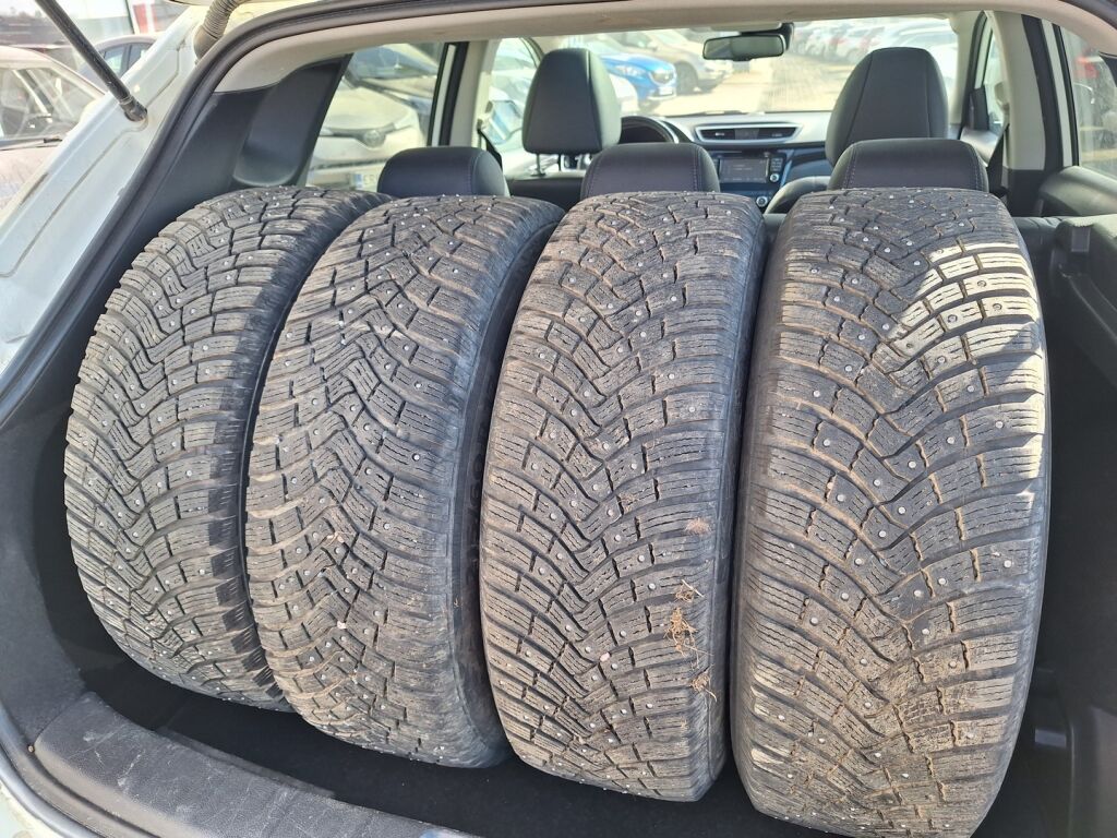 Nissan Qashqai 2015 Valkoinen