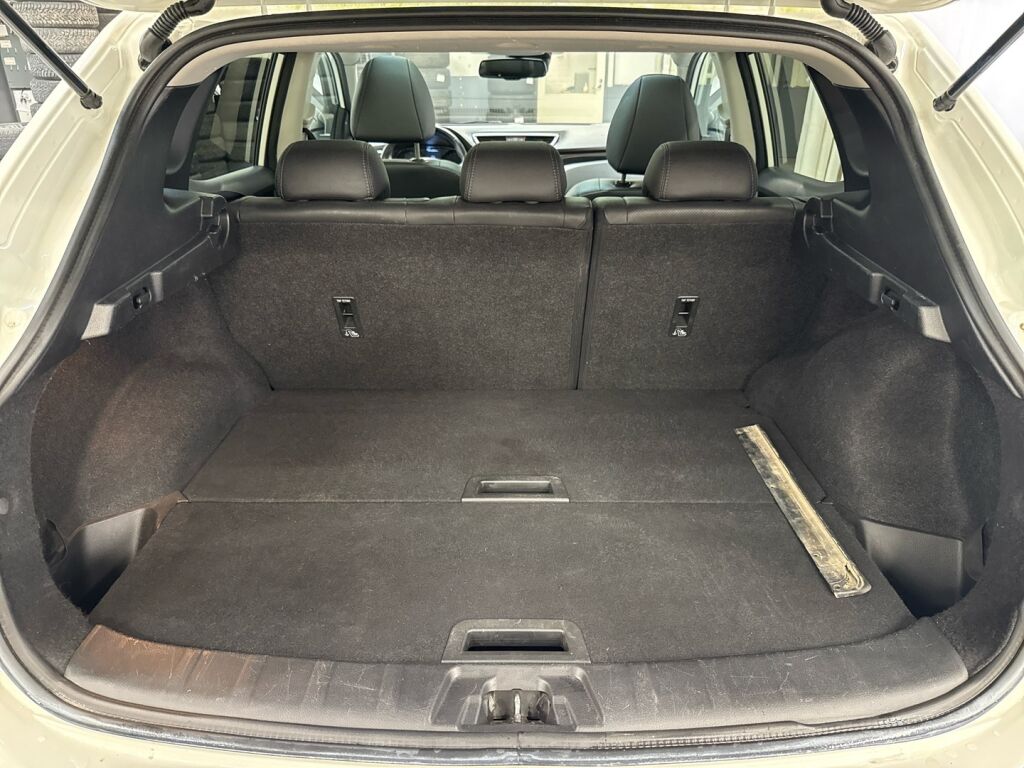 Nissan Qashqai 2015 Valkoinen