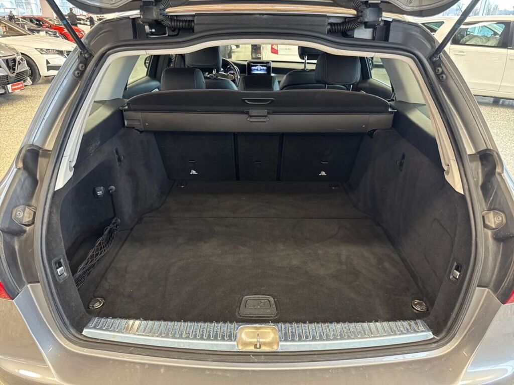 Mercedes-Benz C 2015 Harmaa