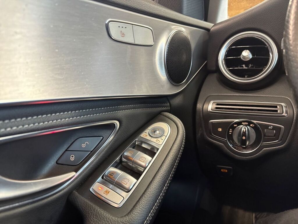 Mercedes-Benz C 2015 Harmaa